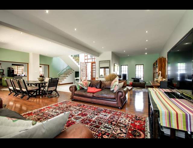 4 BEDROOM HOUSE FOR SALE IN BRYANSTON
